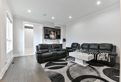 8528 Sylvester Road, Mission, BC 