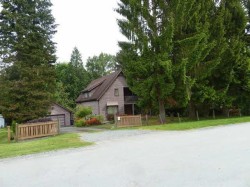 13889 62 Avenue Surrey, BC V3X 2J7