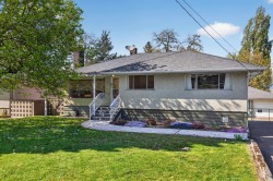 13759 111 Avenue Surrey, BC V3R 2C1