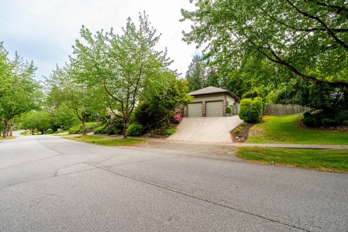 6123 Killarney Drive, Surrey, BC 