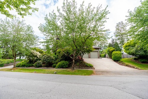 6123 Killarney Drive, Surrey, BC 