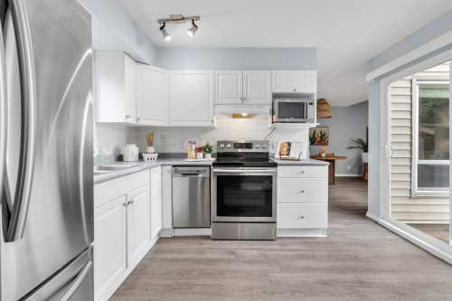 6226 Greenside Drive E, Surrey, BC 
