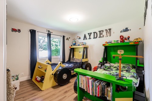 19904 36 Avenue, Langley, BC 