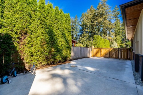19904 36 Avenue, Langley, BC 