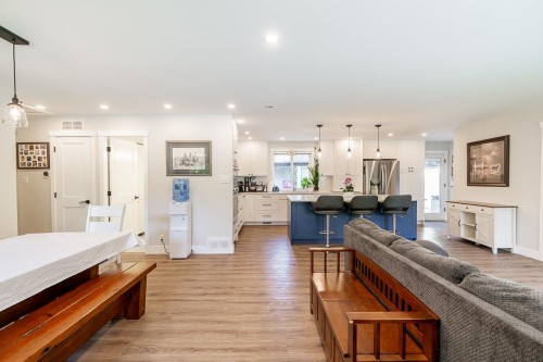 19904 36 Avenue, Langley, BC 