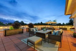 404-15220 Guildford Drive Surrey, BC V3R 0Y6