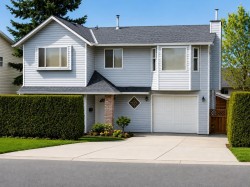 14318 68 Ave Surrey, BC V3W 2H4