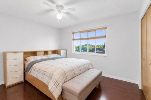 14318 68 Ave, Surrey, BC 