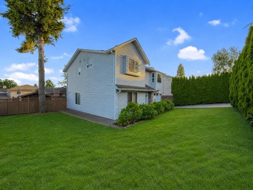 14318 68 Ave, Surrey, BC 