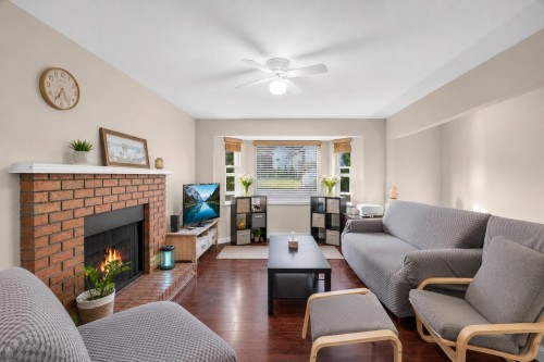 14318 68 Ave, Surrey, BC 