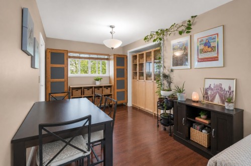 14318 68 Ave, Surrey, BC 