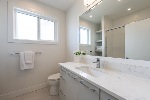 7667 155 Street, Surrey, BC 