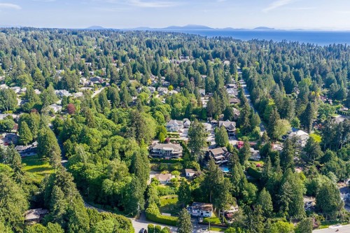 12520 Crescent Road, Surrey, BC 