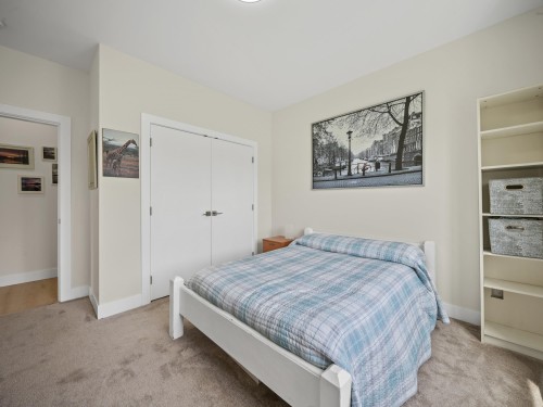 8586 Tupper Boulevard, Mission, BC 