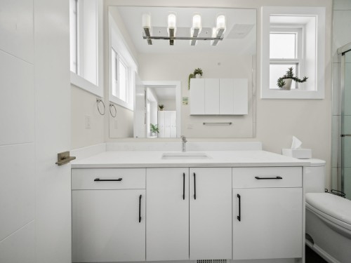 8586 Tupper Boulevard, Mission, BC 