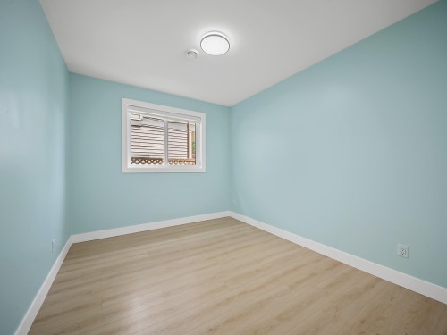 8586 Tupper Boulevard, Mission, BC 