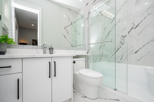 1715 167 Street, Surrey, BC 