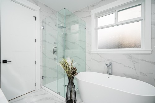 1715 167 Street, Surrey, BC 
