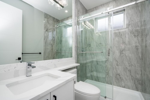 1715 167 Street, Surrey, BC 