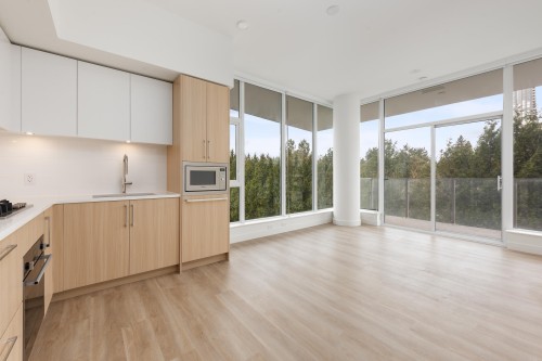 416-9675 King George Boulevard  Surrey, BC V3T 0T7