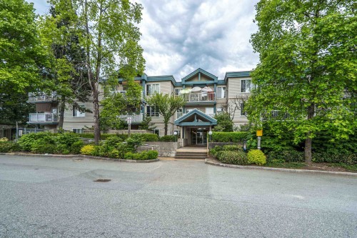 104-10668 138 Street  Surrey, BC V3T 5T2