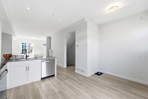 143-20180 84 Avenue, Langley, BC 