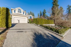 16657 78 Avenue Surrey, BC V4N 0L8