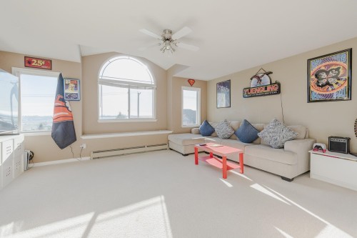 16657 78 Avenue, Surrey, BC 