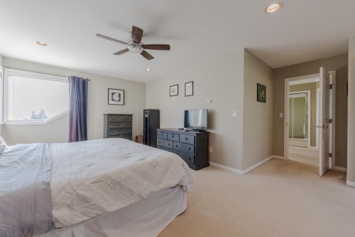 16657 78 Avenue, Surrey, BC 