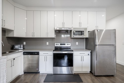 16577 29A Avenue, Surrey, BC 