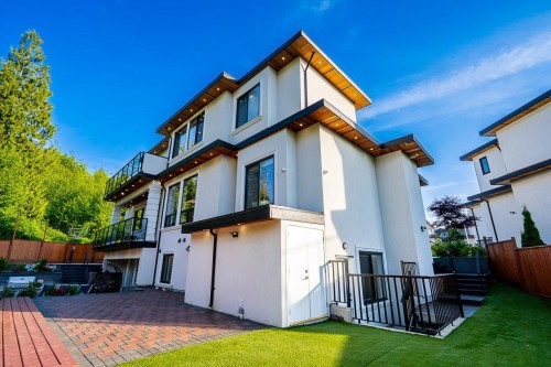 16577 29A Avenue, Surrey, BC 