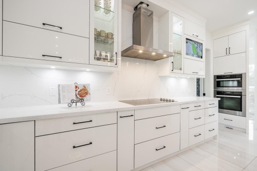 16577 29A Avenue, Surrey, BC 