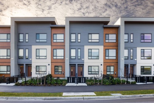 53-30530 Cardinal Avenue  Abbotsford, BC V2T 0L5