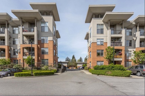301-33546 Holland Avenue  Abbotsford, BC V2S 0C1