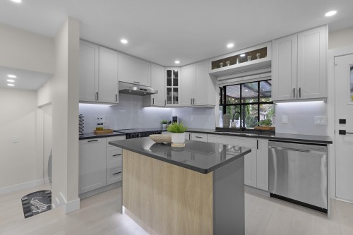 9763 155 Street, Surrey, BC 