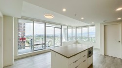 2001-13318 104 Avenue Surrey, BC V3T 0R2