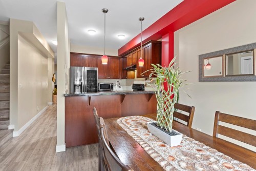 73-6852 193 Street, Surrey, BC 