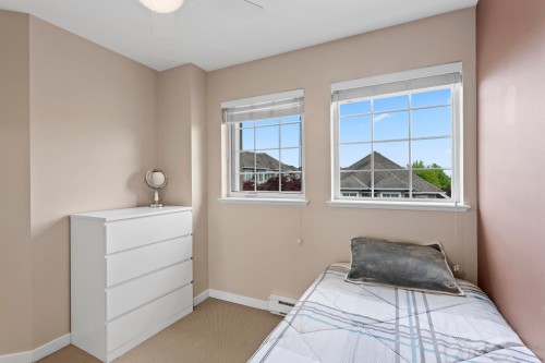 73-6852 193 Street, Surrey, BC 