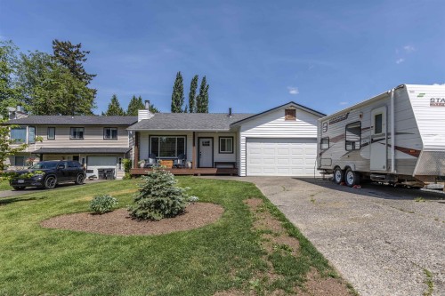 9537 214a Street  Langley, BC V1M 1T4