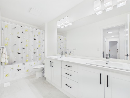 20343 76B Avenue, Langley, BC 