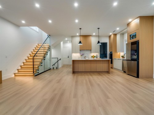 11772 92 Avenue, Delta, BC 