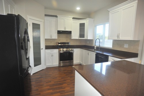 5949 165 Street E, Surrey, BC 