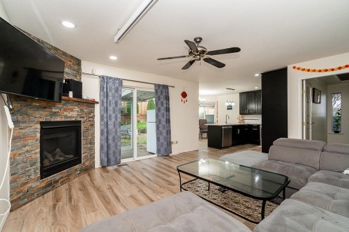 18661 56 Avenue, Surrey, BC 