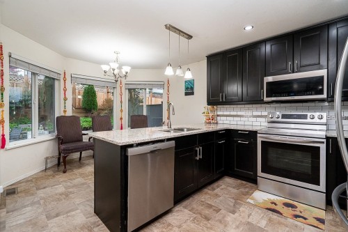 18661 56 Avenue, Surrey, BC 