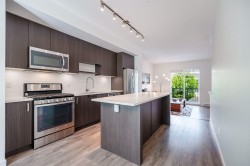 30-15268 28 Avenue Surrey, BC V4P 0E8