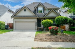 18162 69 Avenue Surrey, BC V3S 9C7