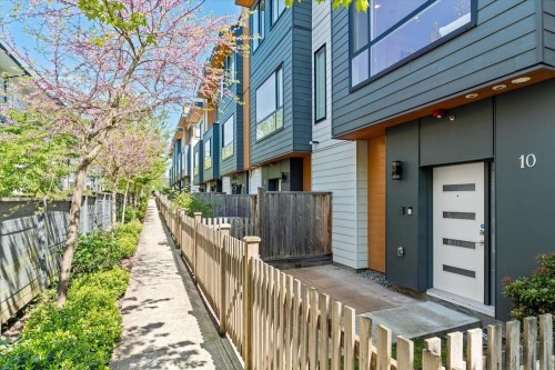 10-16511 Watson Drive, Surrey, BC 