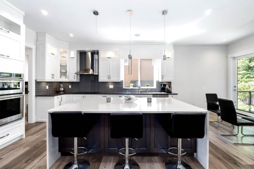 16345 59 Avenue, Surrey, BC 