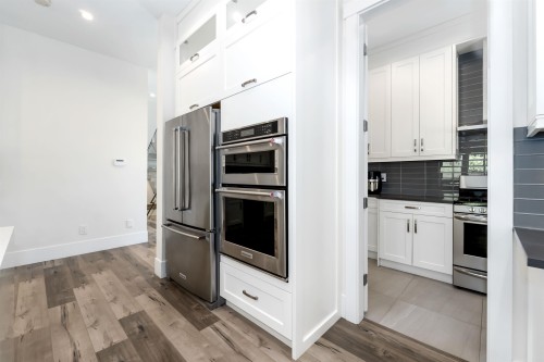 16345 59 Avenue, Surrey, BC 