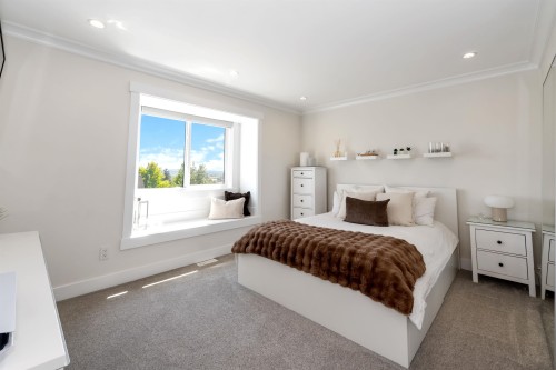 16345 59 Avenue, Surrey, BC 
